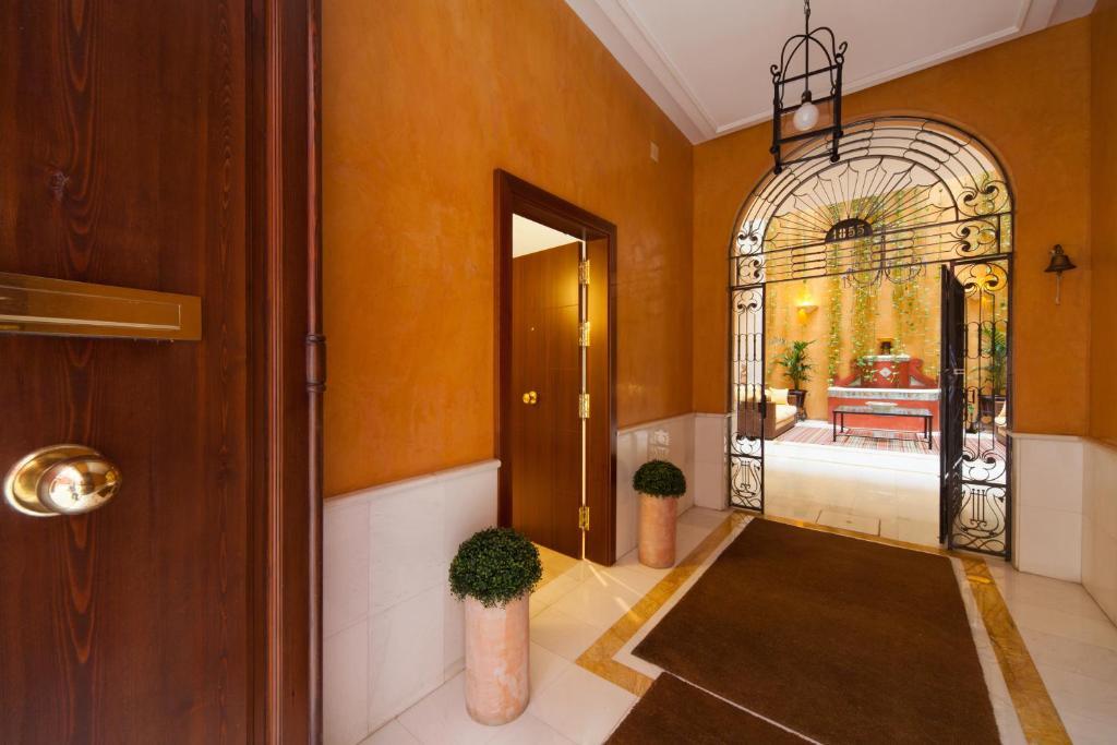 Logia Sevilla Exterior photo