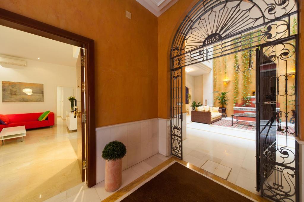 Logia Sevilla Exterior photo